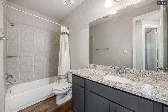 Building Photo - 26579 Pin Oak Dr