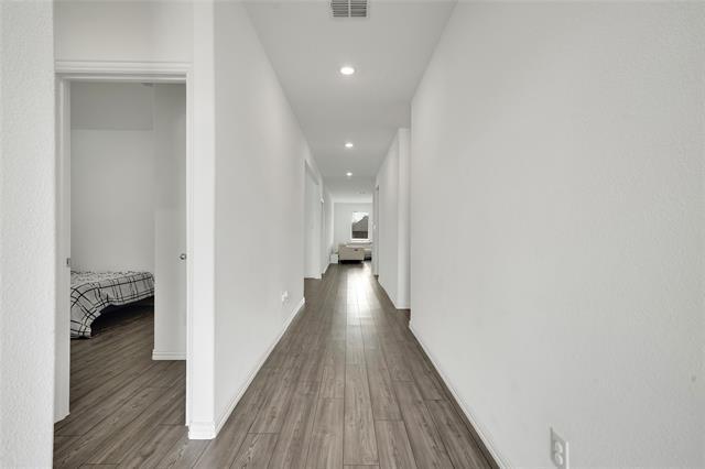Building Photo - 5630 Elwood Dr