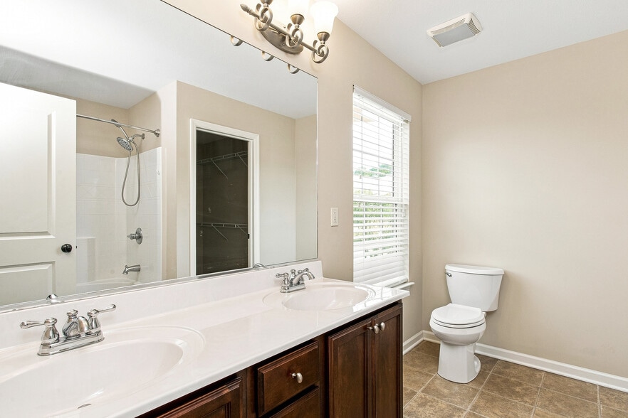 Building Photo - 10728 Gable Run Dr
