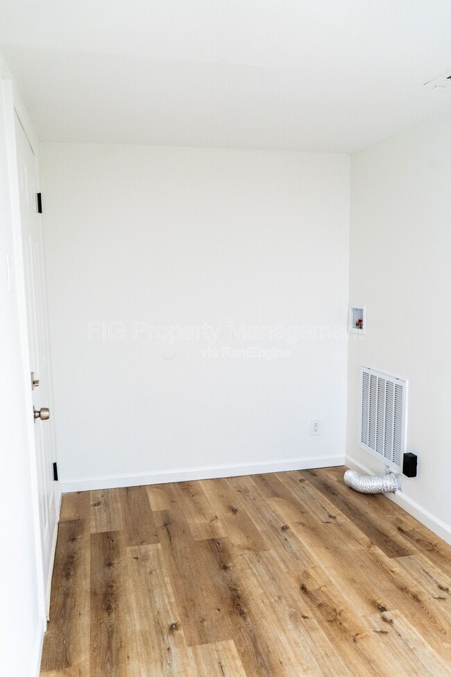 Building Photo - 3715 Sisk Rd NW