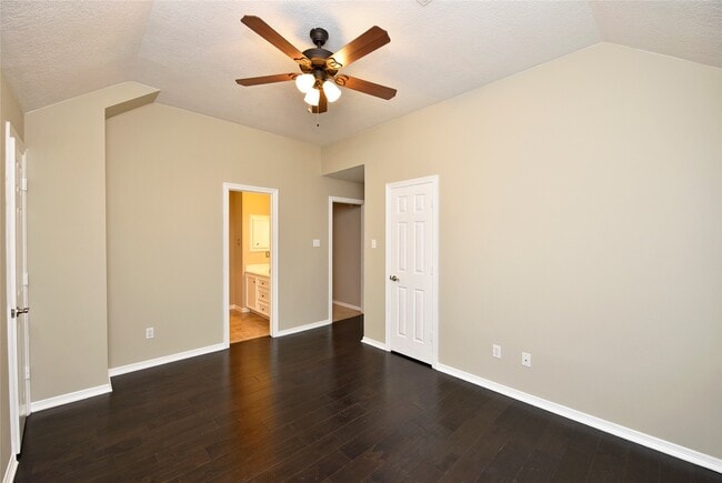 Building Photo - 19810 Emerald Leaf Dr