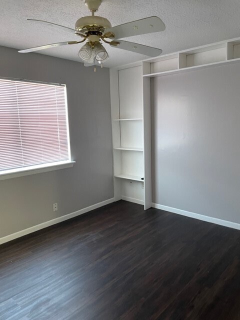 Building Photo - 13620 Rosewood St