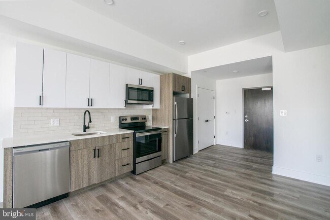 Primary Photo - 1420 Point Breeze Ave