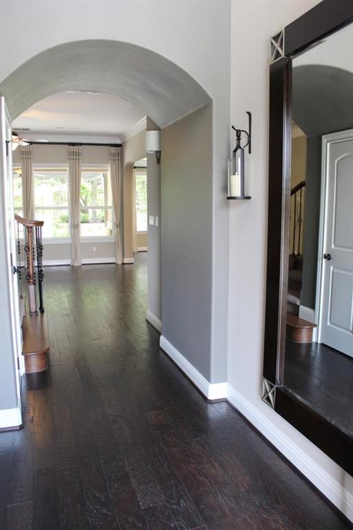 Building Photo - 9308 Villa Norte Dr