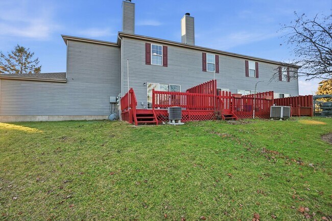 Building Photo - 5516 Baneberry Ave