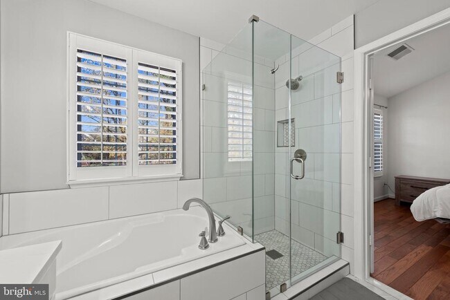 Building Photo - 47645 Weatherburn Terrace