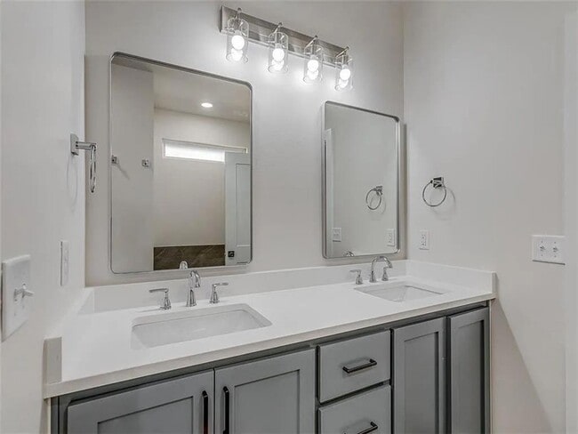 Building Photo - 8305 NW 163rd Ter