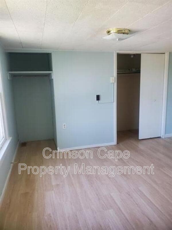 Building Photo - 108 Grove St