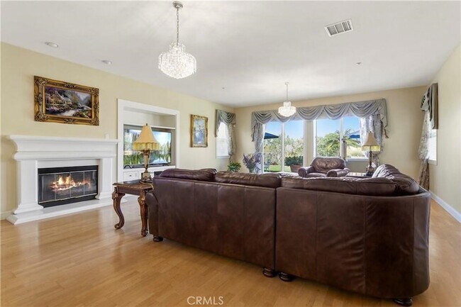 Building Photo - 2493 Woodcreek Rd