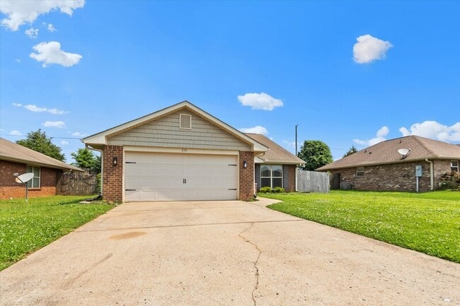 Building Photo - 210 Fields Pond Dr
