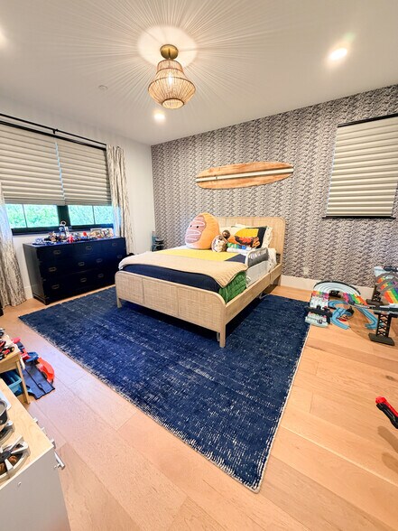 Building Photo - 1400 Manzanita Ln