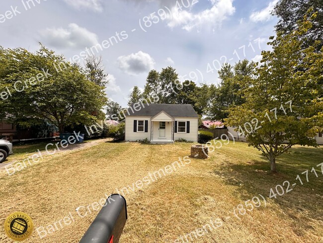 Building Photo - 2-Bed 1-Bath House