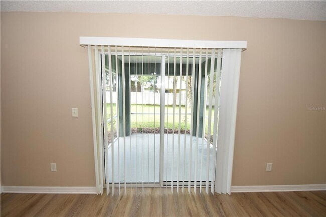 Building Photo - 13 Pinetree Drive