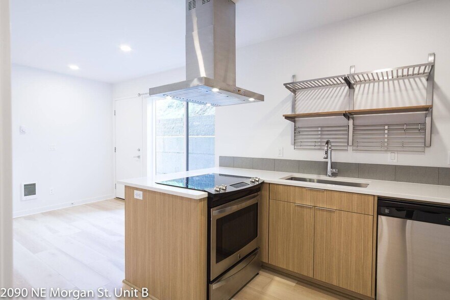 LVP flooring throughout - 2090 NE Morgan St