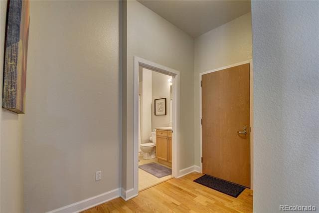 Building Photo - 5677 S Park Pl