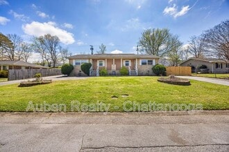 Building Photo - 1214 Helena Dr