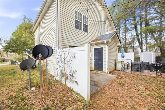 Building Photo - 103 Lilli Ln