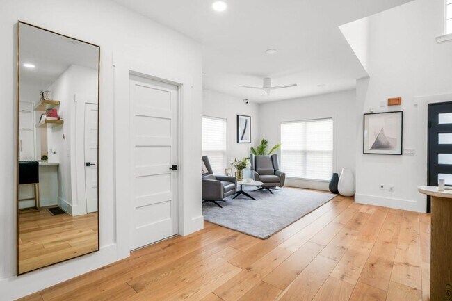 Building Photo - 1046 Wiley Bridge Rd