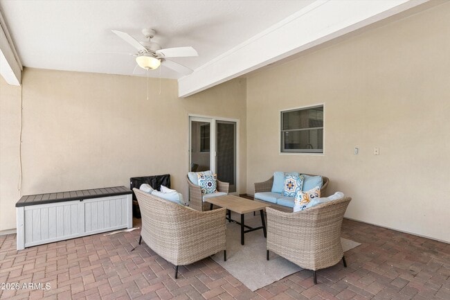 Building Photo - 8611 W Foothill Dr