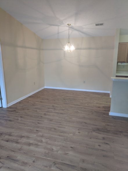 Building Photo - 8507 Island Pines Dr