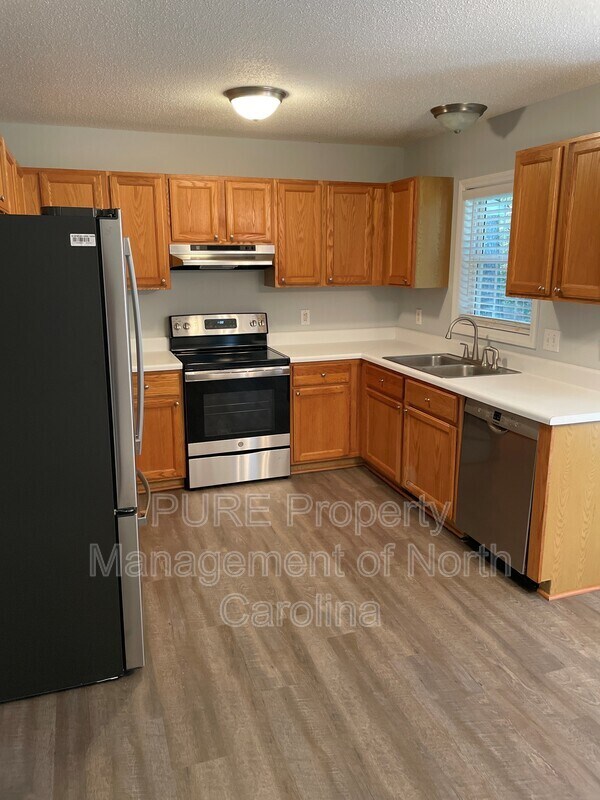 Building Photo - 1044 Amber Acres Ln