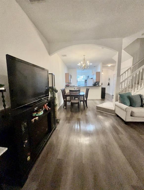Building Photo - 1207 S Beach Cir