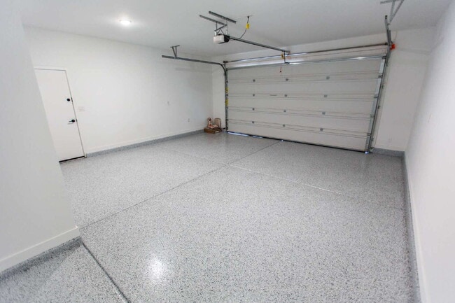 Building Photo - 23024 E Watford Dr