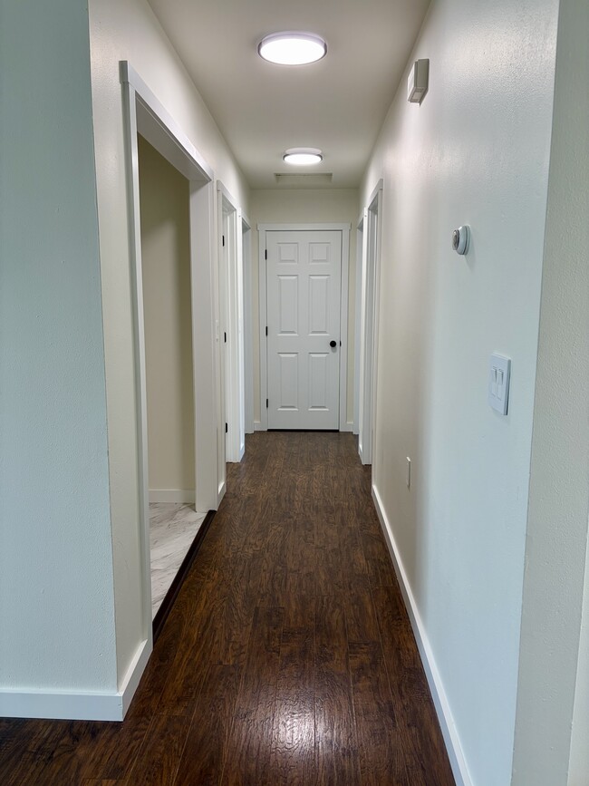 Building Photo - Helena - Quadplex