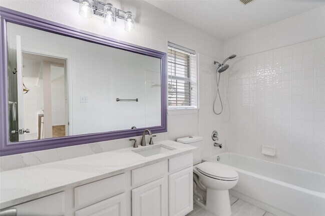 Building Photo - 2625 Royal Birkdale Dr