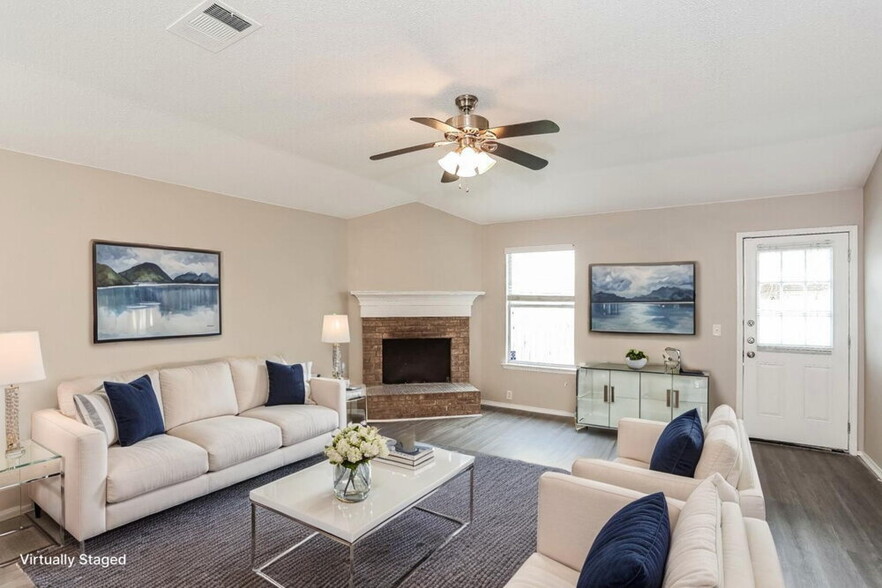 Building Photo - 2528 Tar Heel Dr