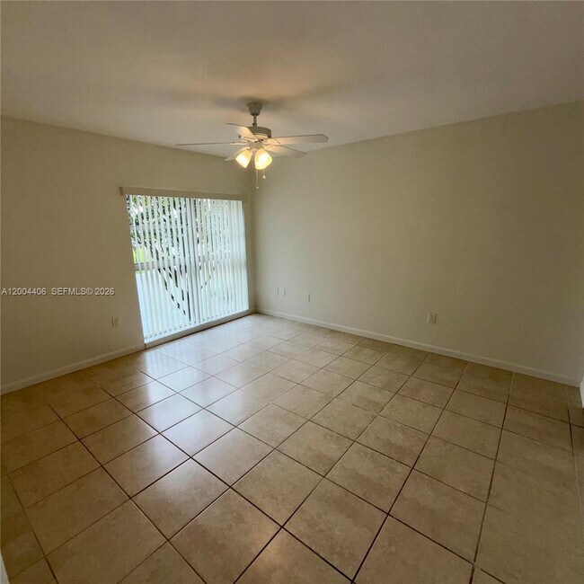 Building Photo - 8775 Park Blvd