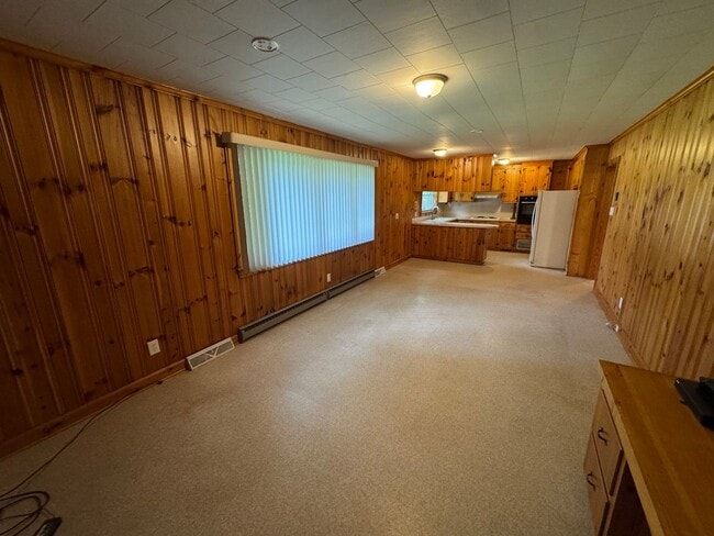 Building Photo - 1227 Dogwood Ln