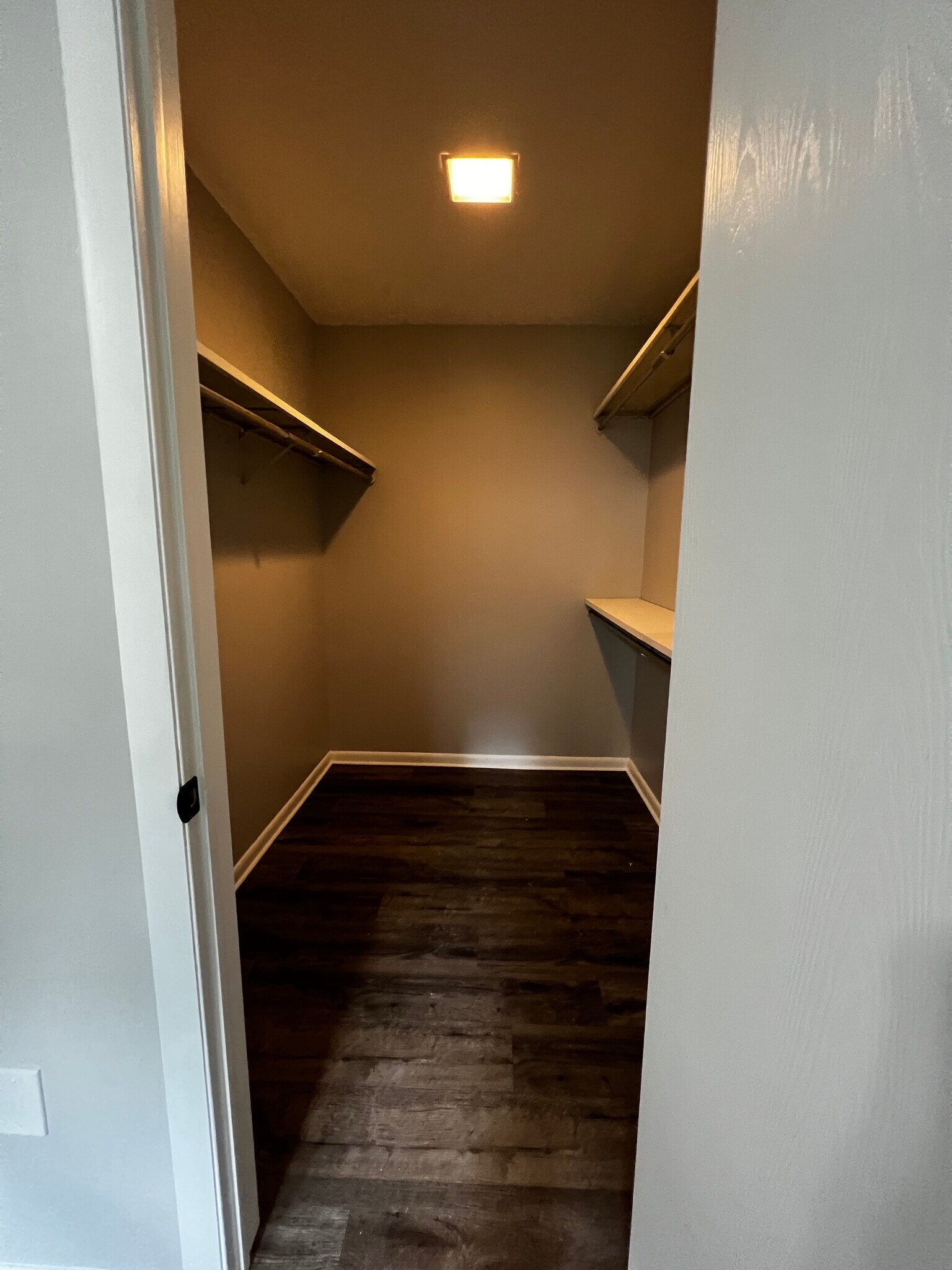 Building Photo - 4 Plantation Ln