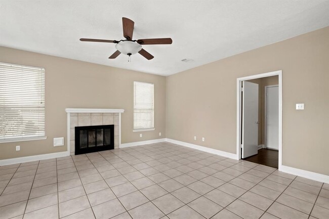 Building Photo - 16035 Capistrano Falls Dr