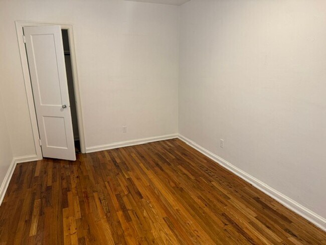 Building Photo - 336 Ponce St