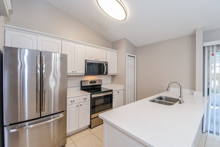 Building Photo - 11494 Kimberly Forest Dr