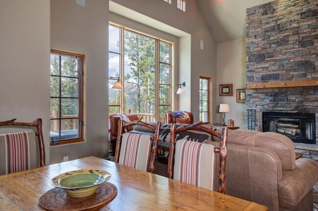 Building Photo - 12 Lower Mountain Home Road