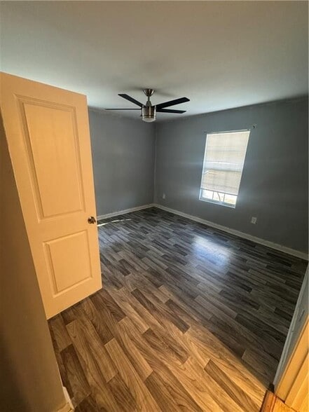 Building Photo - 248 Upshaw St SW