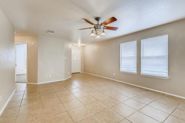 Building Photo - 9042 Camino Rey