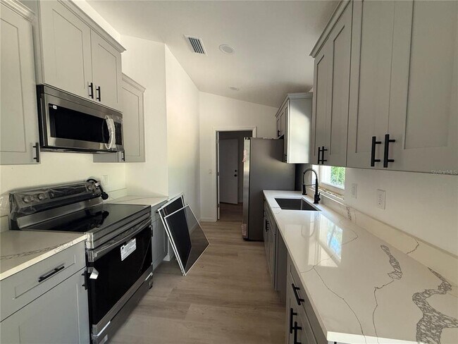 Building Photo - 6339 NW 65th St