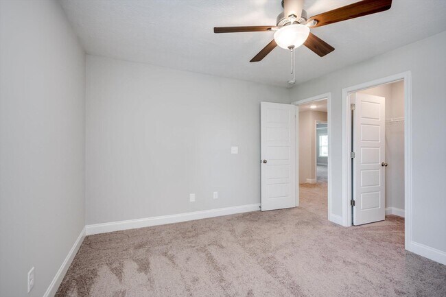 Building Photo - 2557 Traverse Trl