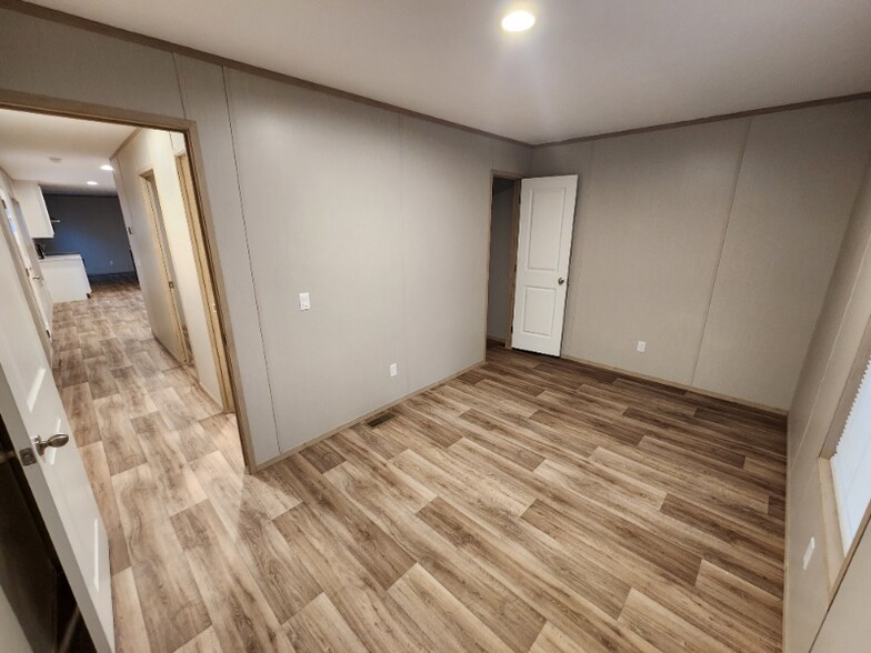 Building Photo - 3611 Rice Mine Rd NE