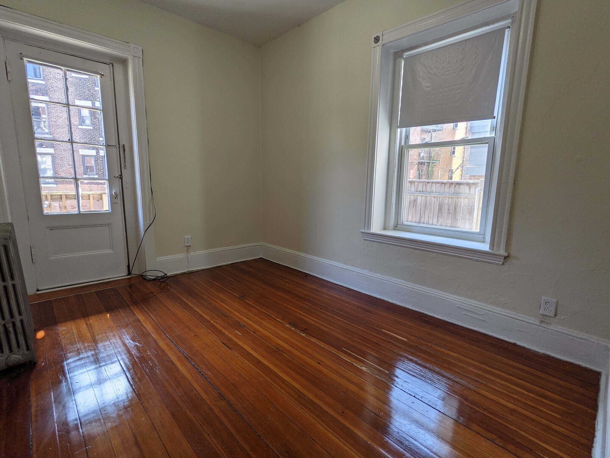 Building Photo - 1463 Beacon St