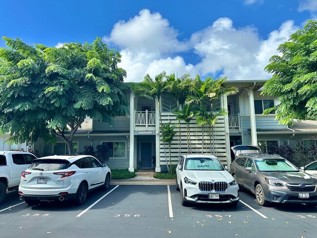 Building Photo - Newly Renovated 2 Bedroom / 1 Bathroom  Un...