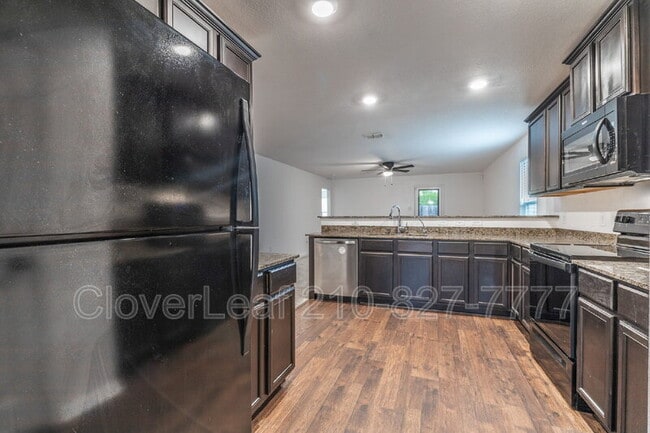 Building Photo - 6223 Lakefront