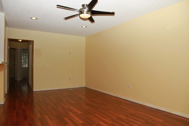 Building Photo - Desirable Hillsdale Apartment in Mililani ...