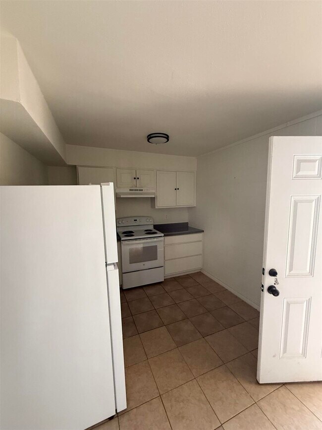 Building Photo - 3315 San Agustin Ave