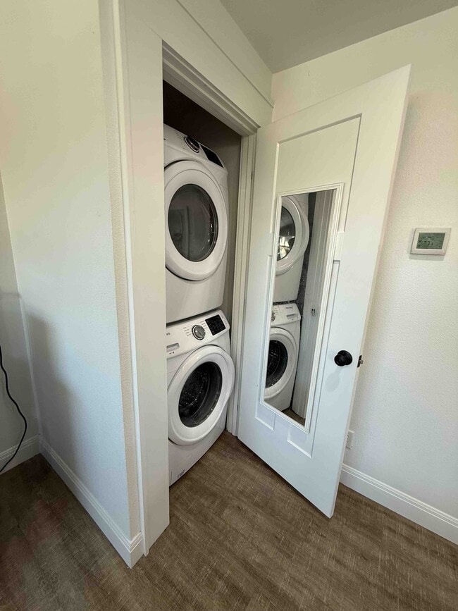 Building Photo - 2600 Townsend Dr