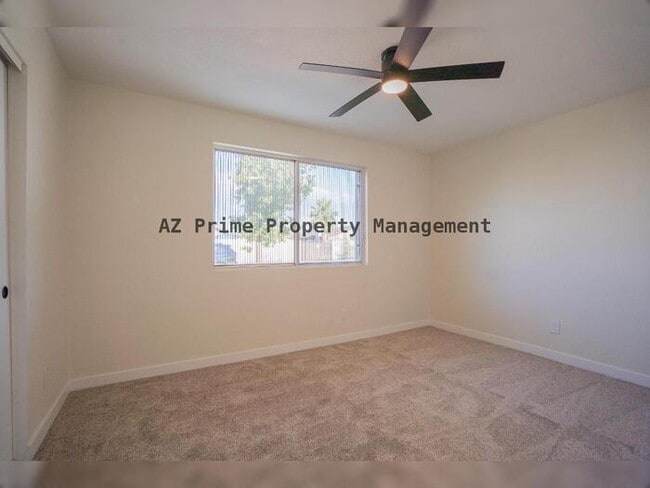 Building Photo - 3142 N 78th Dr