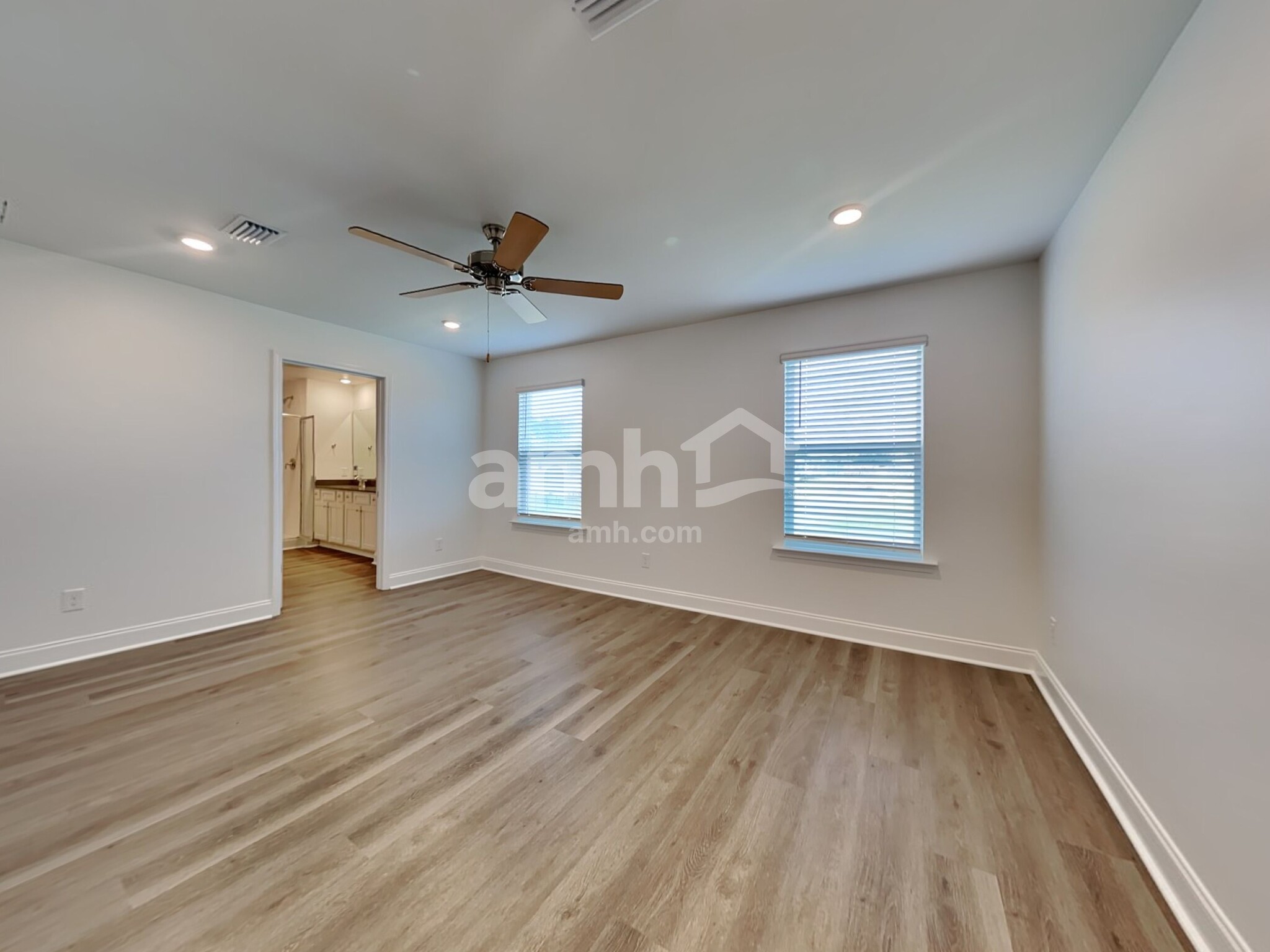 Building Photo - 566 Plumeria Ln